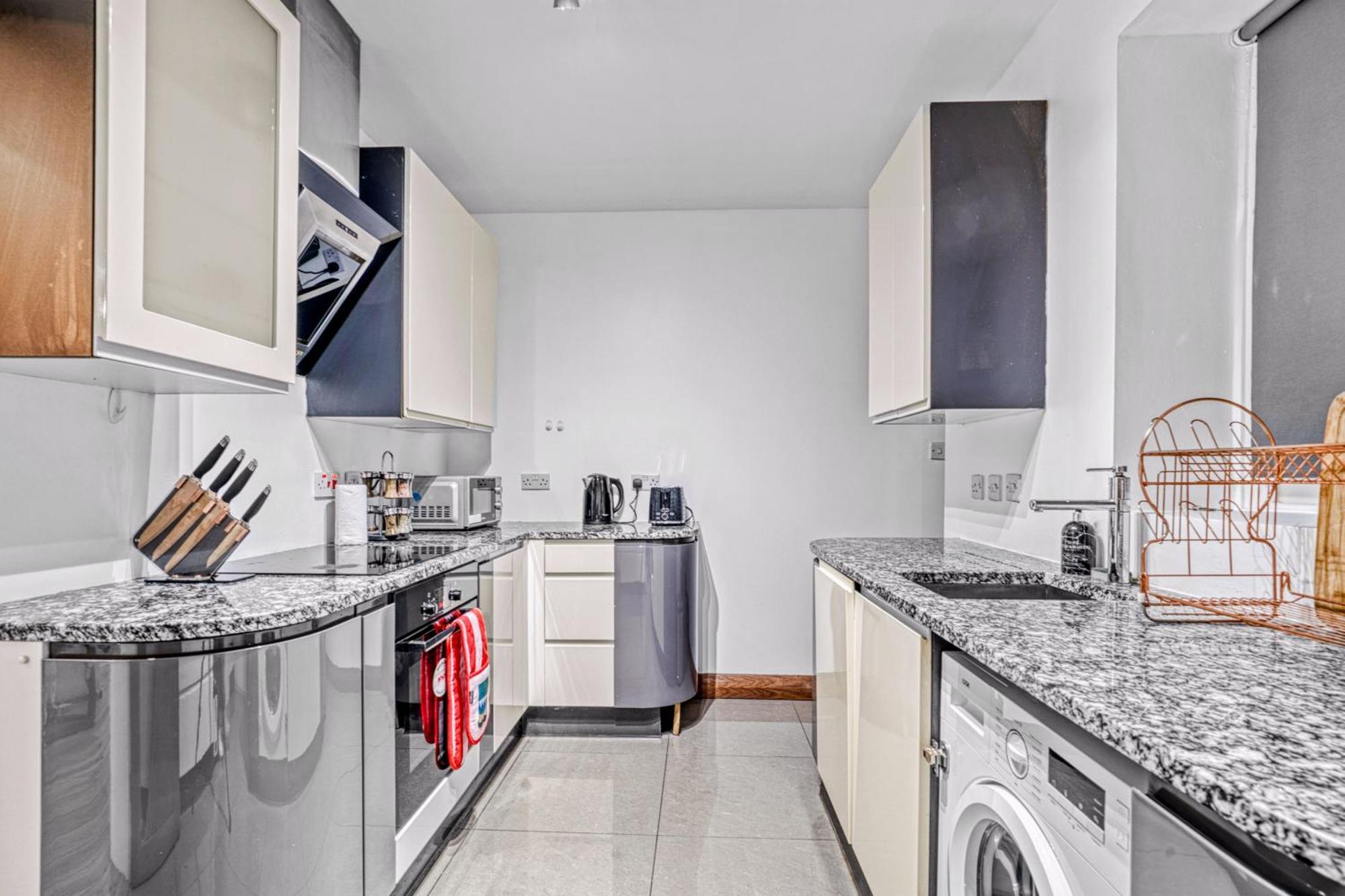 Charming 3br By Redcliffe Gdns Сasa de vacaciones *