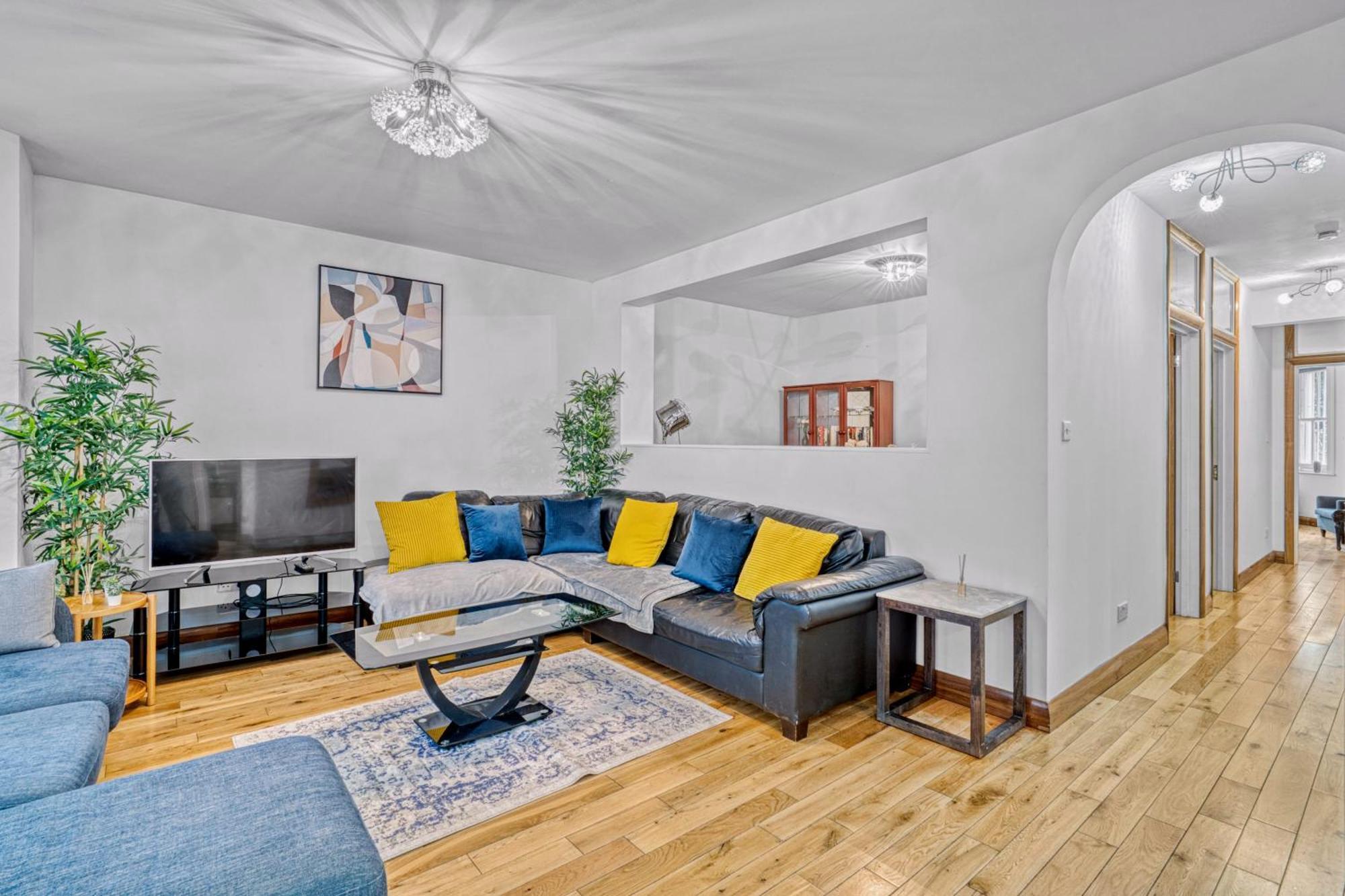 Сasa de vacaciones Charming 3br By Redcliffe Gdns Londres